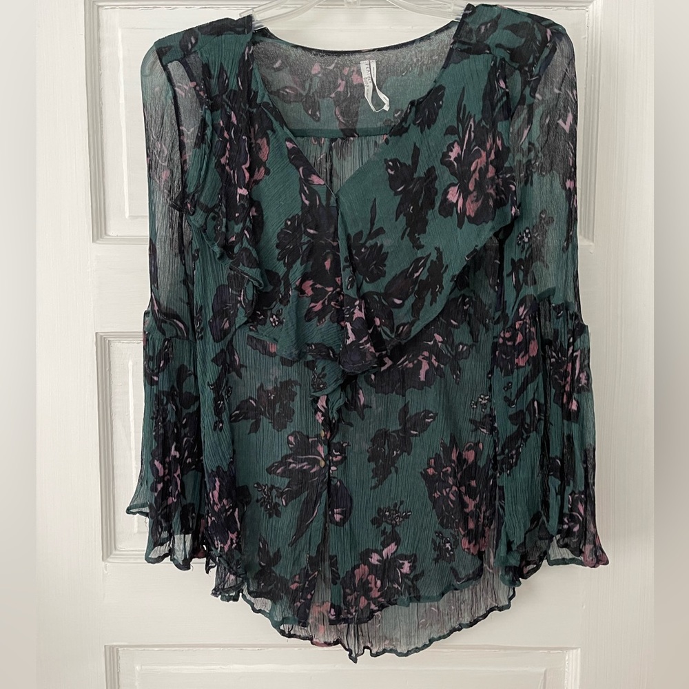 Anthropologie Ruffled Split Cuff Blouse